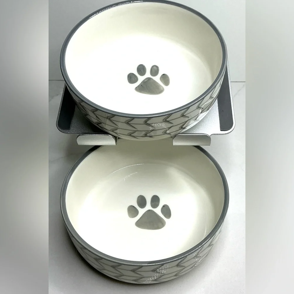 2 Signature Housewares 5